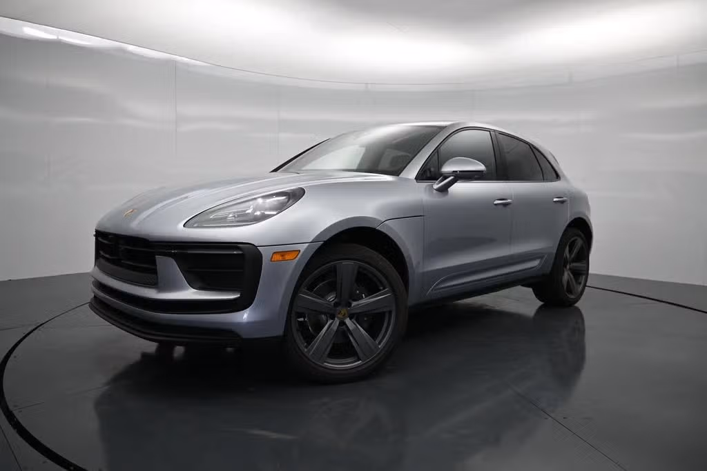 2026 Porsche Macan