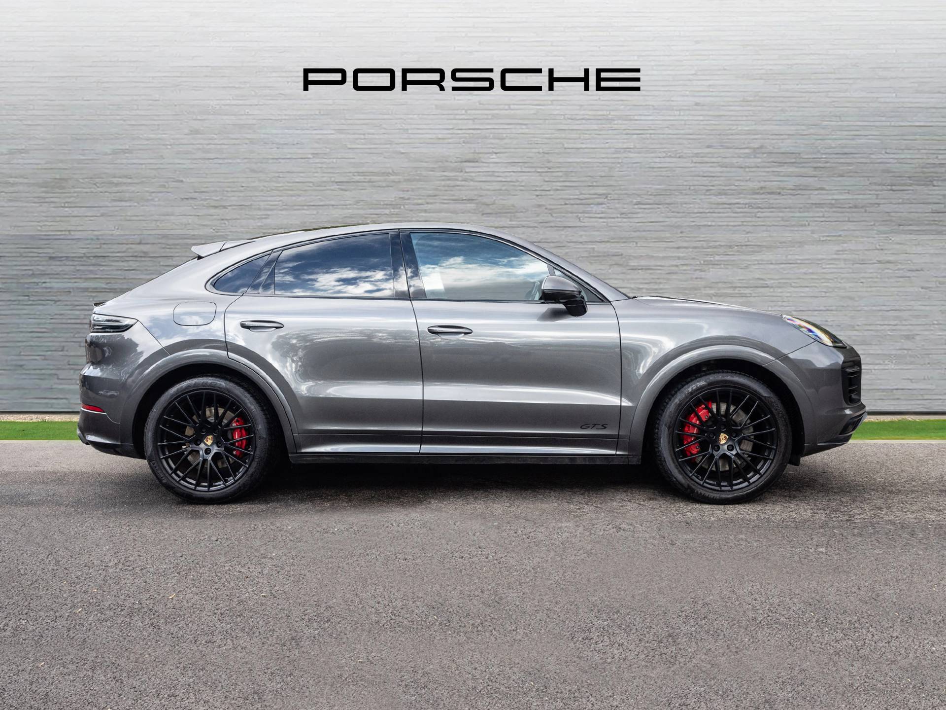 Cayenne GTS Coupé, photo 2 of 48