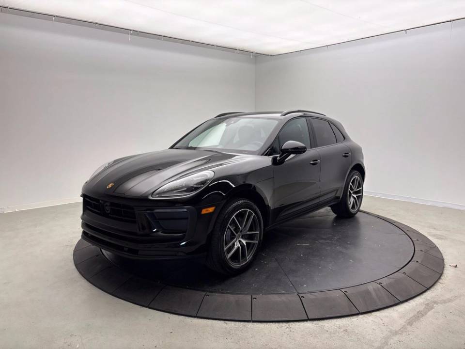 2026 Porsche Macan