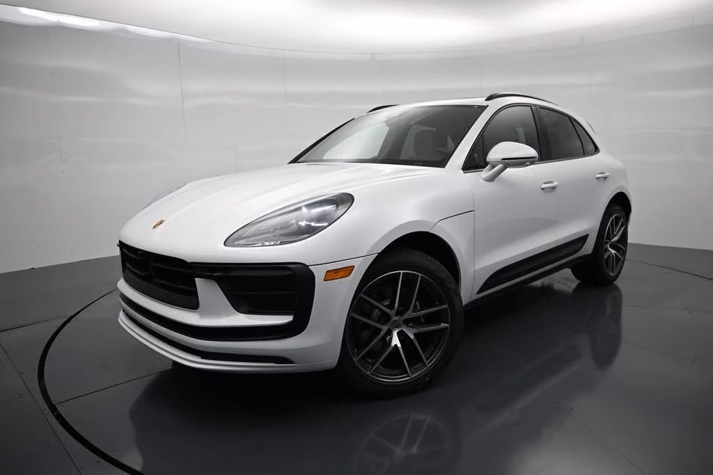 2026 Porsche Macan