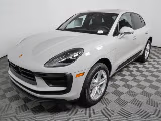 2026 Porsche Macan's photo