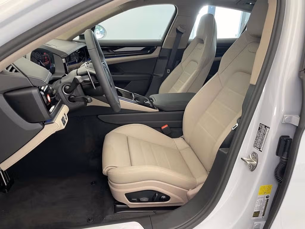 2026 Porsche Panamera Base - Photo 36