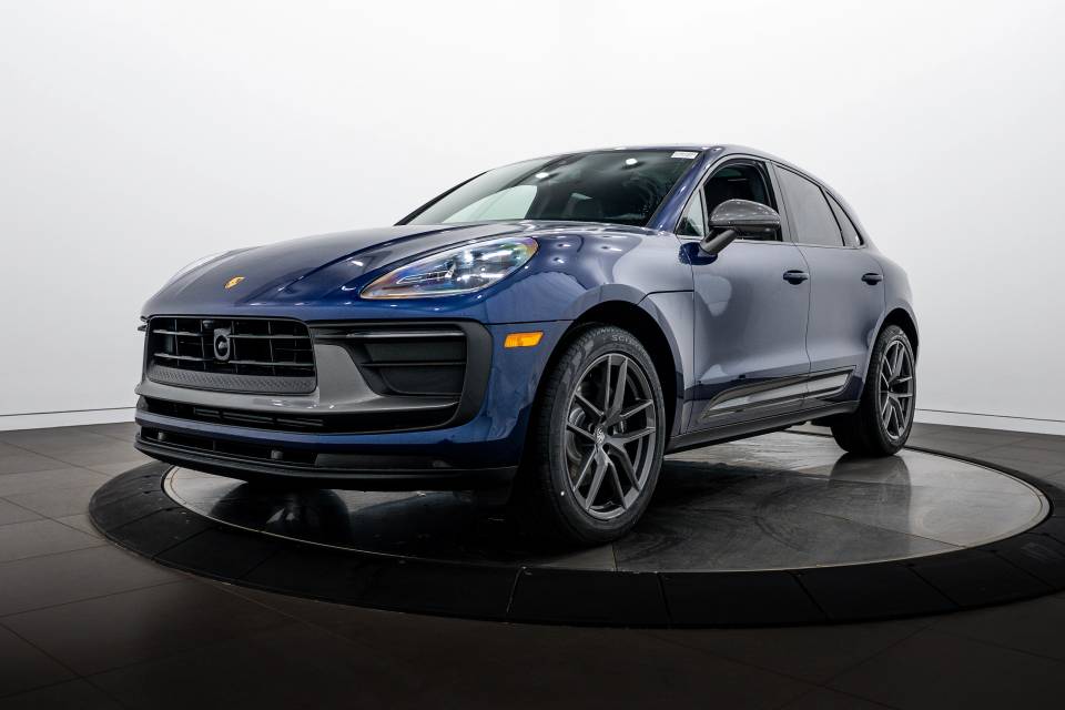 2026 Porsche Macan