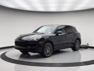 2022 Porsche Cayenne -'s photo