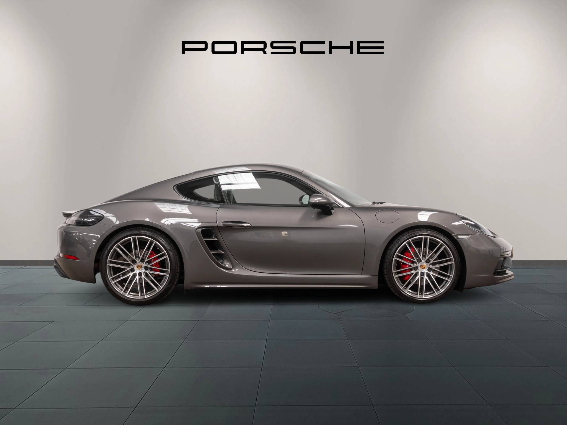 718 Cayman GTS, photo 2 of 56