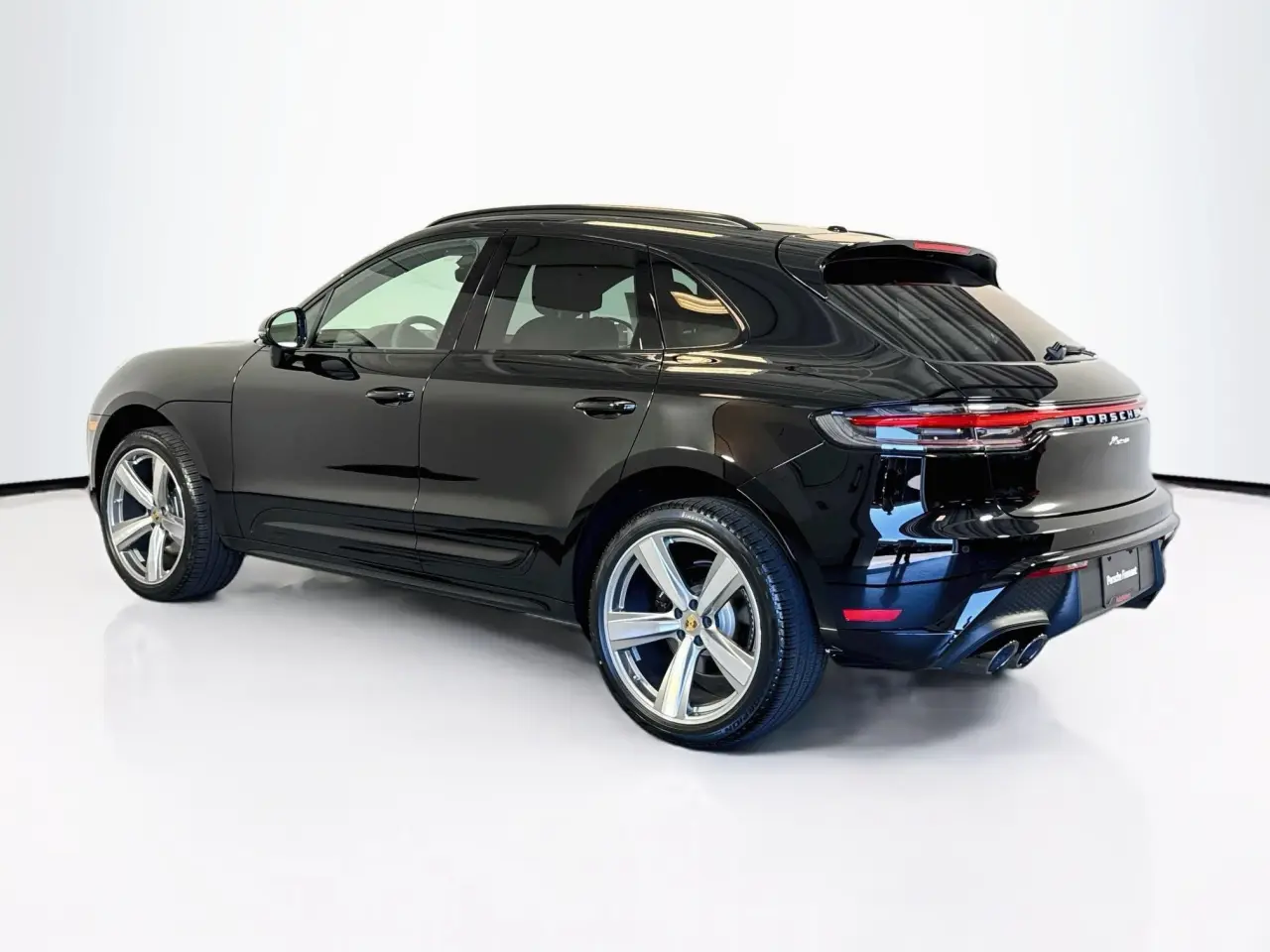 2025 Porsche Macan Base - Photo 24