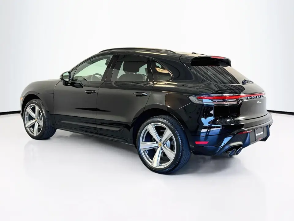 2025 Porsche Macan Base - Photo 23