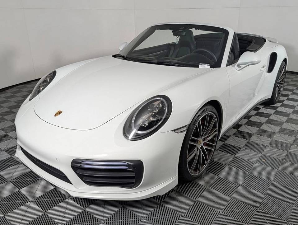 2019 Porsche 911 Turbo