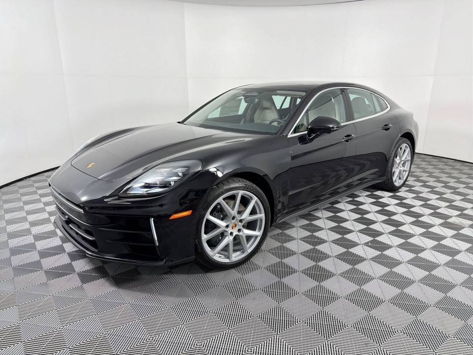 2026 Porsche Panamera
