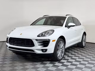 2018 Porsche Macan -'s photo