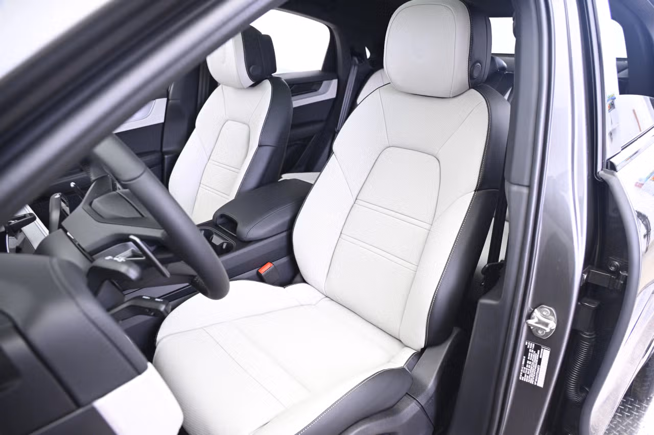 2026 Porsche Cayenne Coup Base - Photo 36
