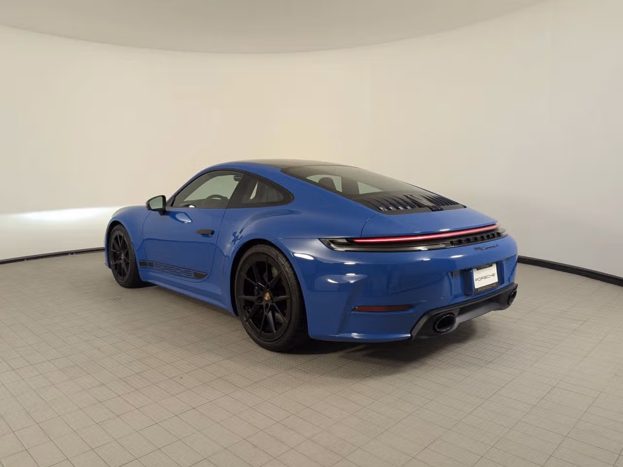 2026 Porsche 911 S - Photo 20