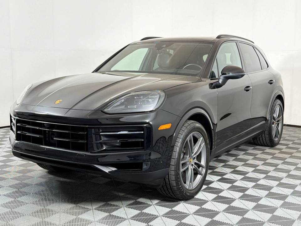 2024 Porsche Cayenne Base