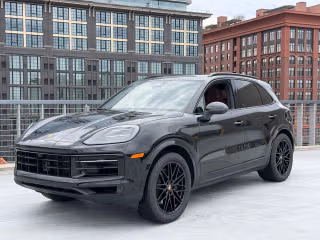 2026 Porsche Cayenne -'s photo