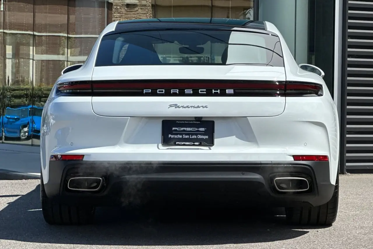 2025 Porsche Panamera Base - Photo 16