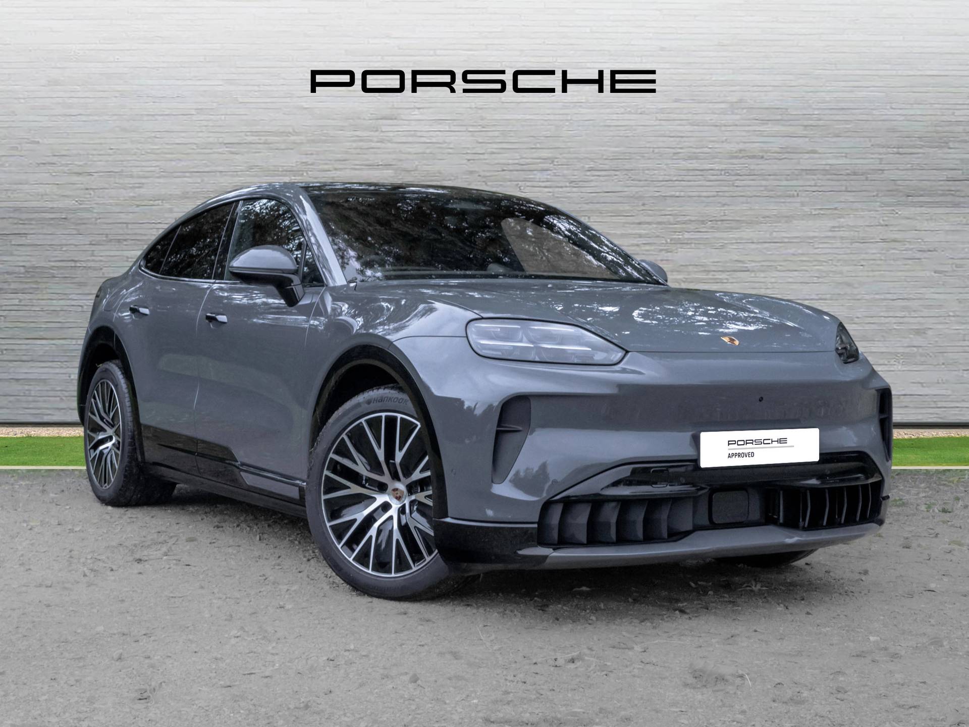 Cayenne Electric Coupé, photo 1 of 35