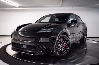 2024 Porsche Macan Turbo