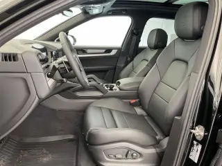 2026 Porsche Cayenne Base - Photo 37