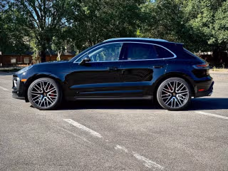 2025 Porsche Macan S - Photo 9