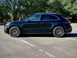2025 Porsche Macan S - Photo 13