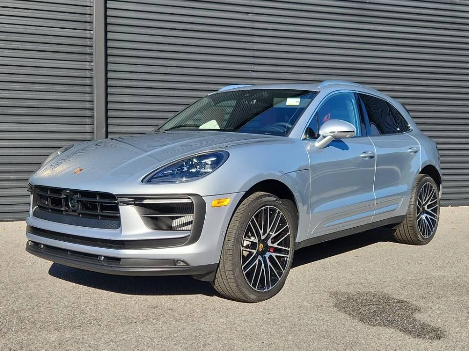 2026 Porsche Macan