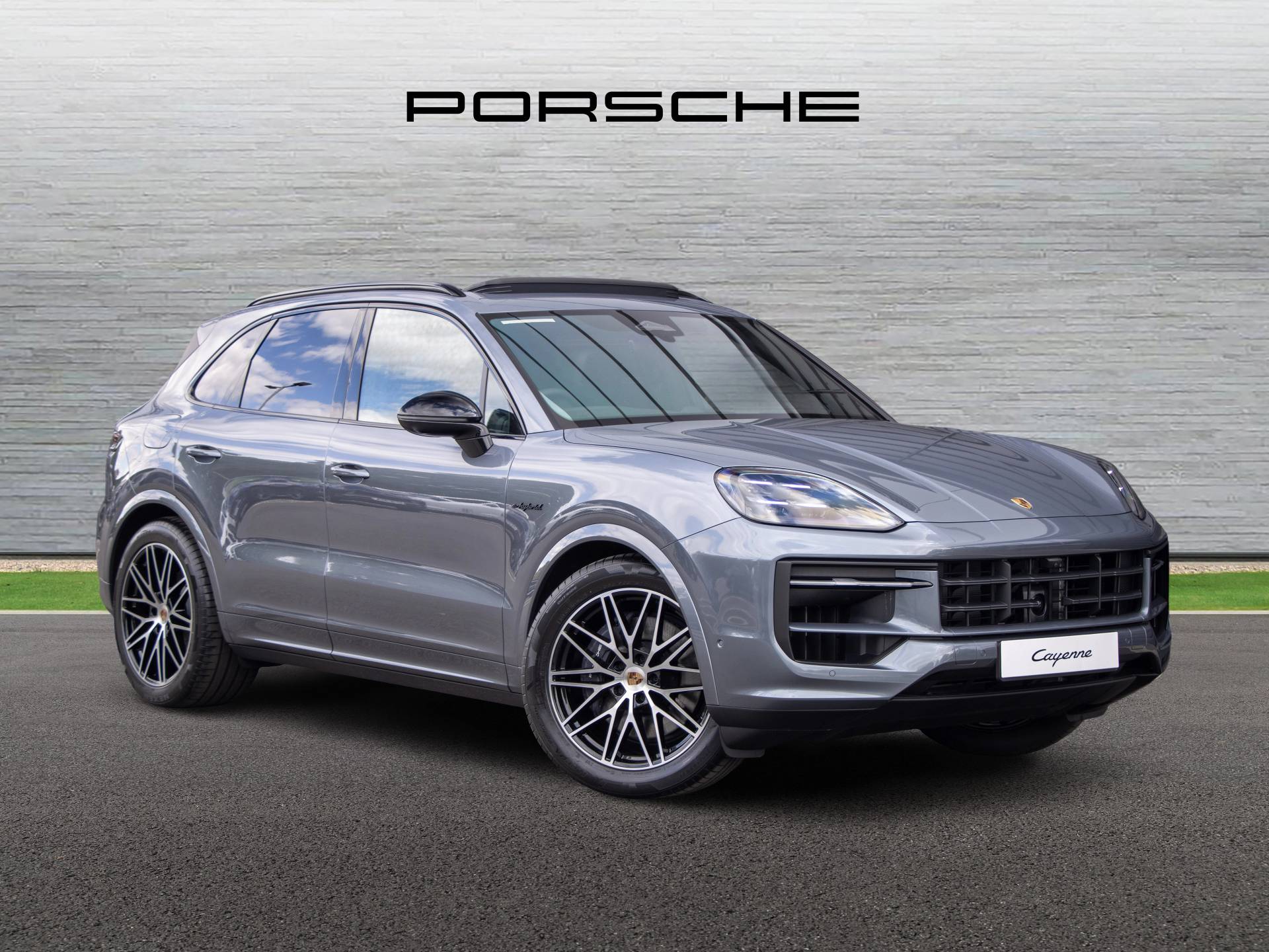 Cayenne E-Hybrid, photo 1 of 31
