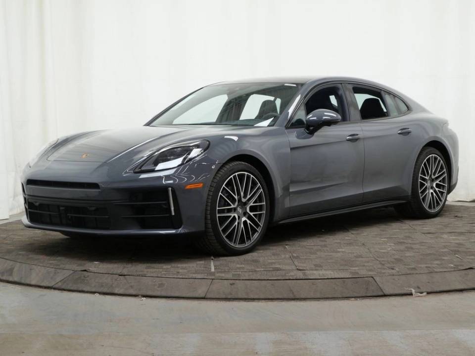 2025 Porsche Panamera