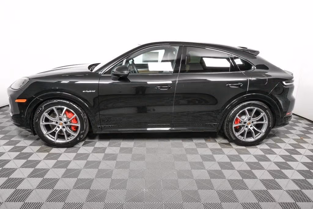 2025 Porsche Cayenne Coup S E-Hybrid - Photo 12
