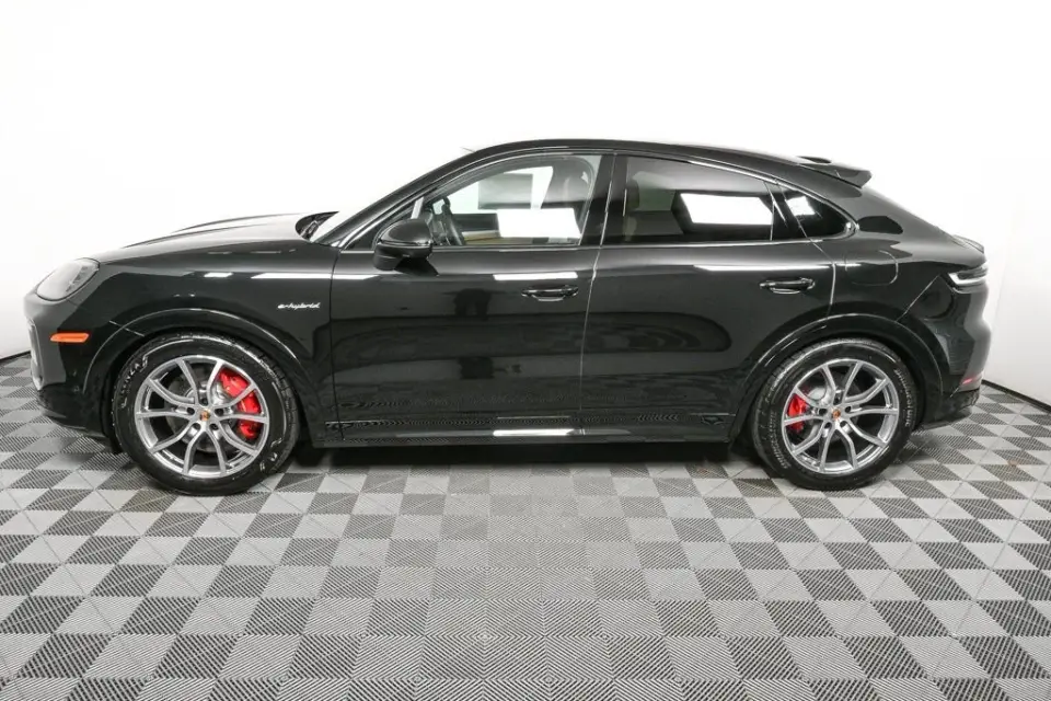 2025 Porsche Cayenne Coup S E-Hybrid - Photo 15