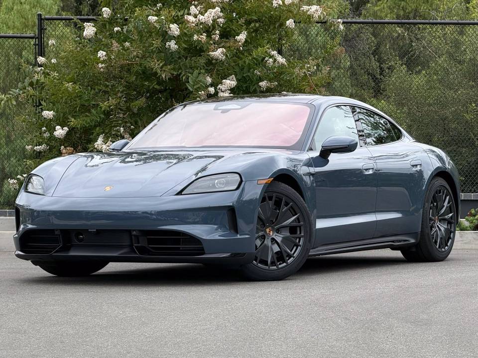 2026 Porsche Taycan