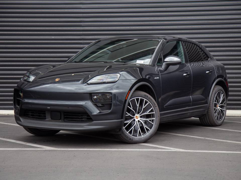 2026 Porsche Macan