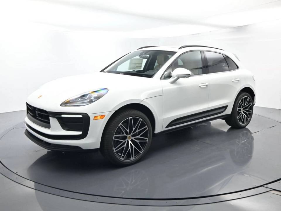 2026 Porsche Macan