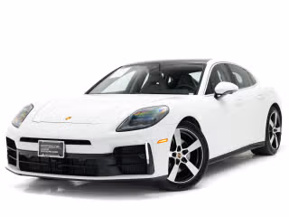 2025 Porsche Panamera 4's photo