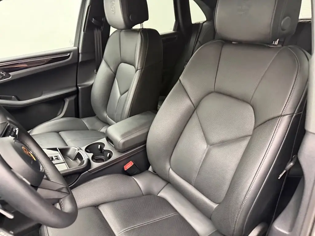 2026 Porsche Macan Base - Photo 40
