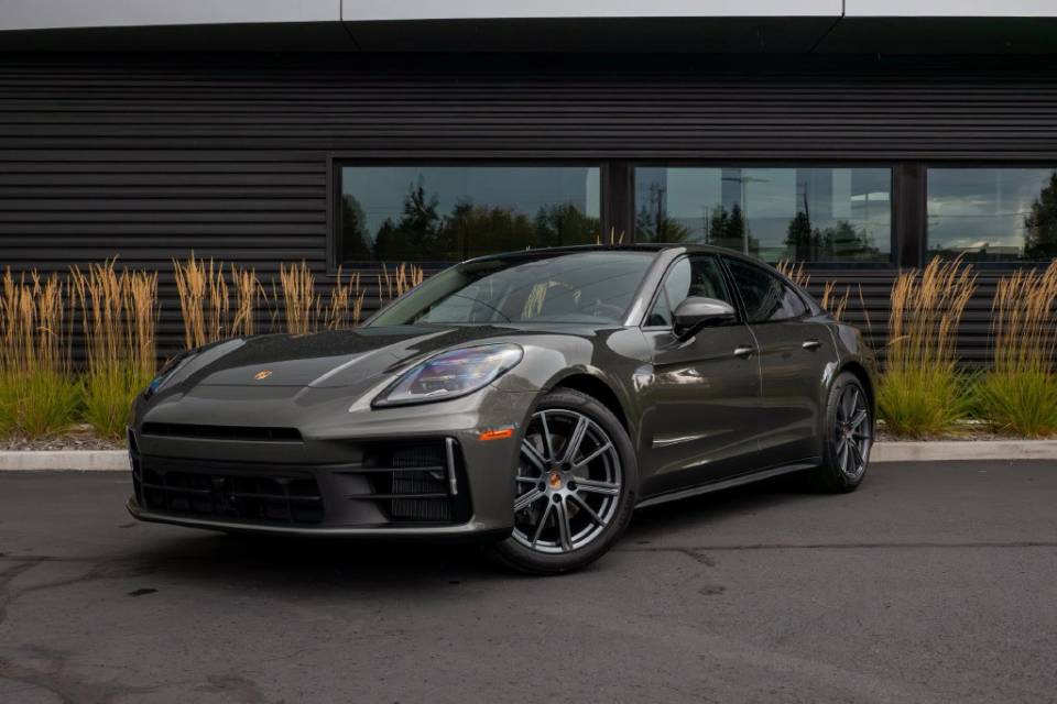 2026 Porsche Panamera