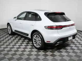 2026 Porsche Macan T - Photo 21