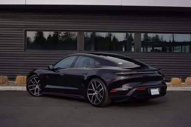 2026 Porsche Taycan Base - Photo 22