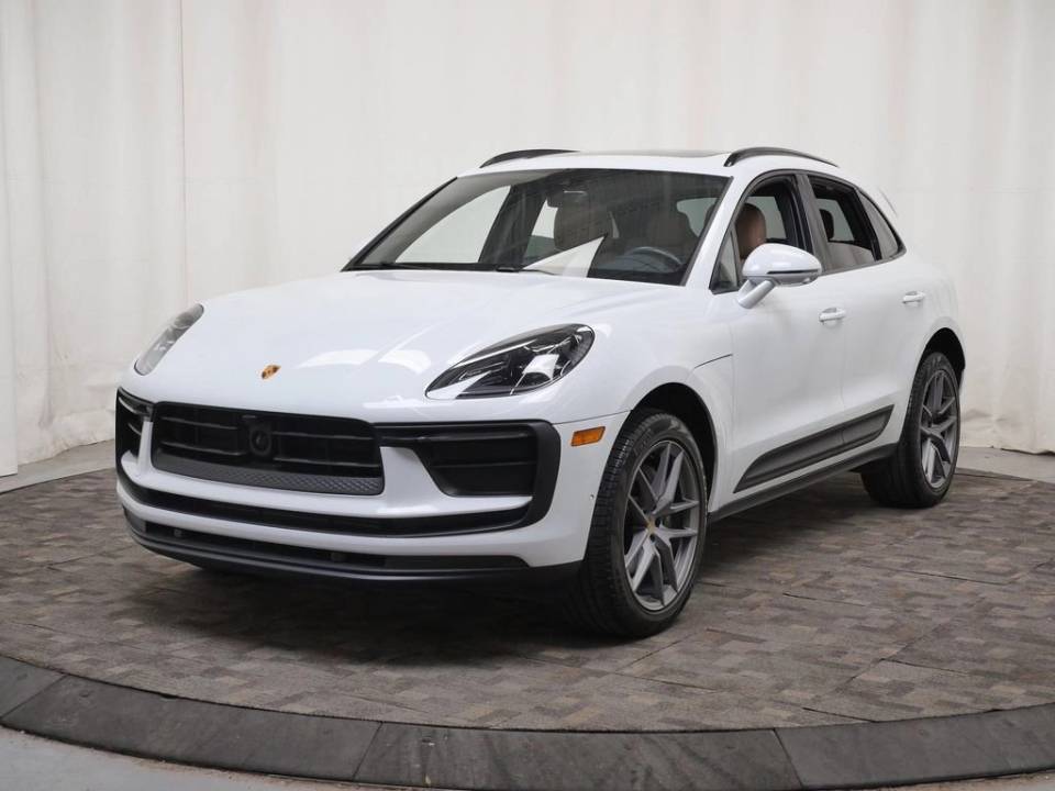2023 Porsche Macan T AWD photo