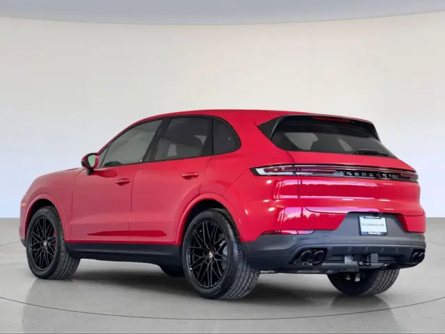 2026 Porsche Cayenne S - Photo 22