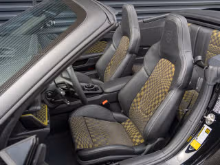 2026 Porsche 911 Spirit 70 - Photo 33