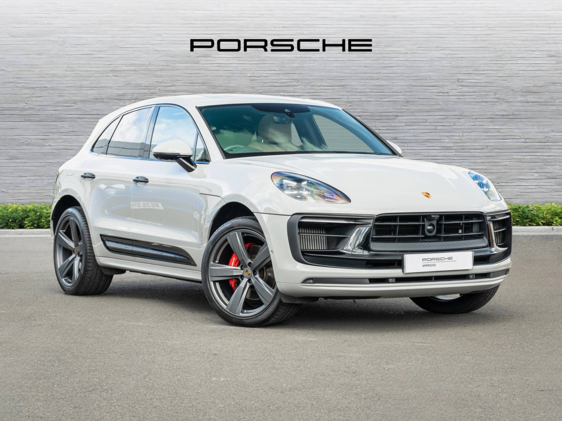 Macan S, photo 1 of 49