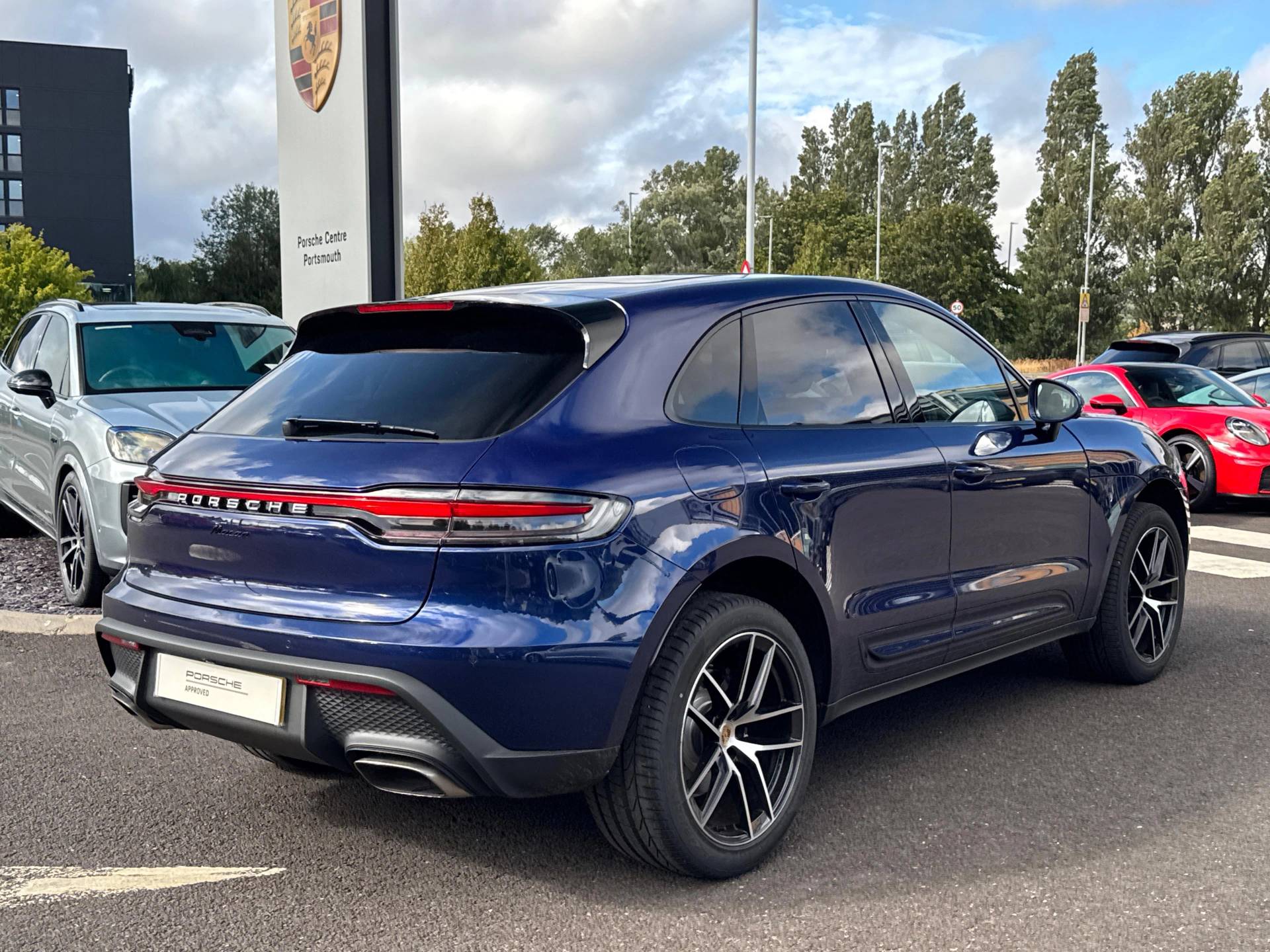 Macan, photo 28 of 28