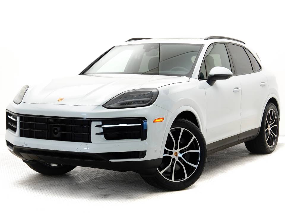 2025 Porsche Cayenne Base