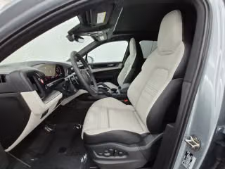 2026 Porsche Cayenne Base - Photo 33