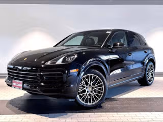 2023 Porsche Cayenne Platinum Edition's photo