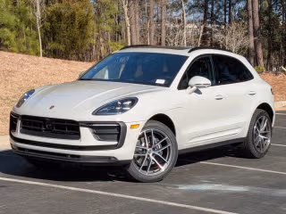 2026 Porsche Macan's photo