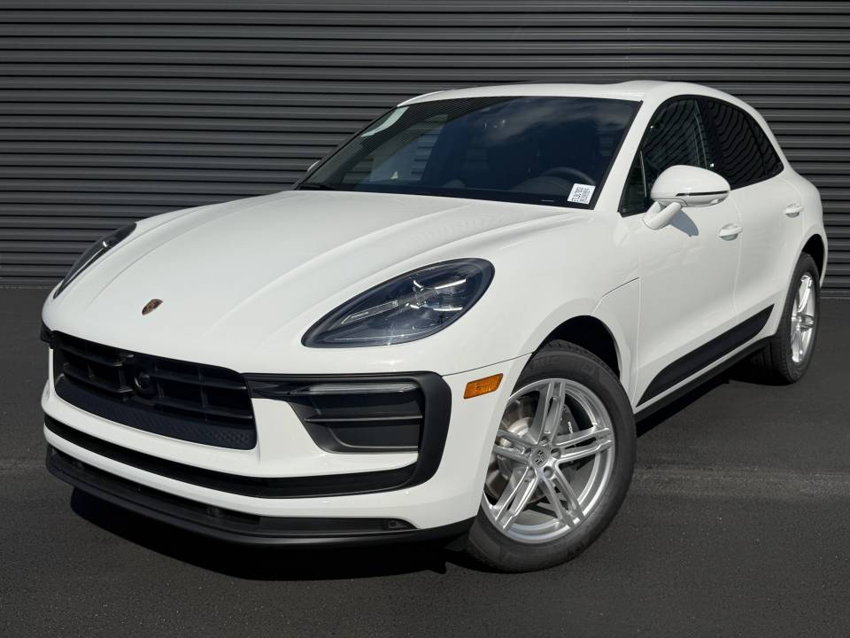 2026 Porsche Macan
