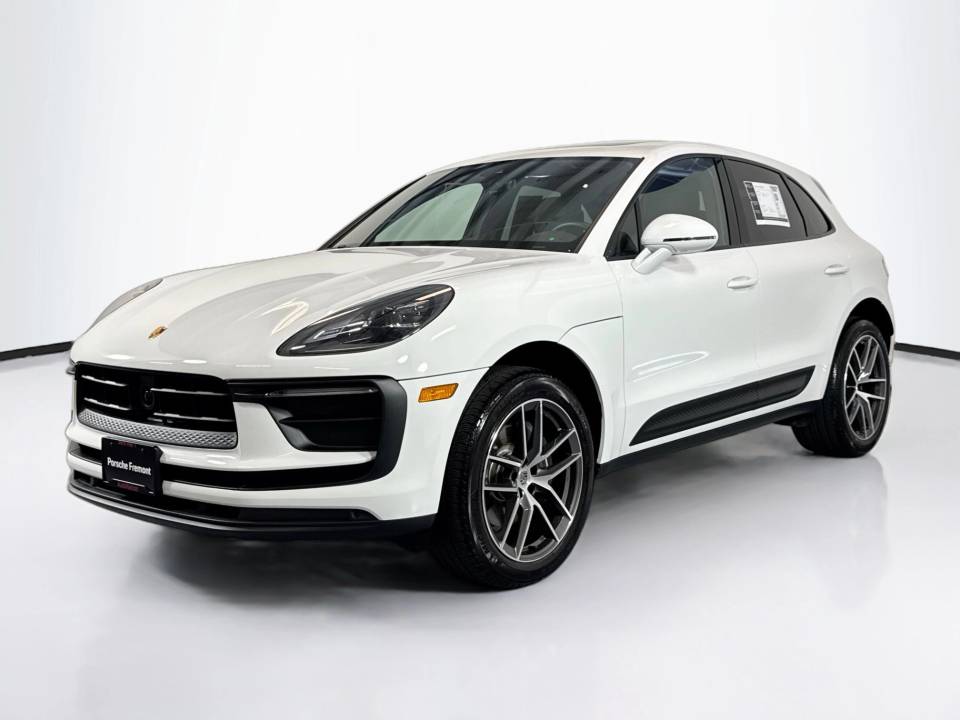 2026 Porsche Macan