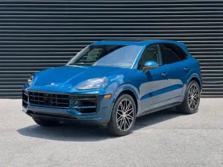 2025 Porsche Cayenne Base - Photo 5