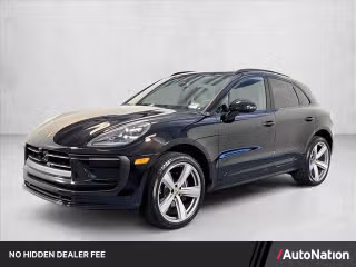 2025 Porsche Macan Base - Photo 1
